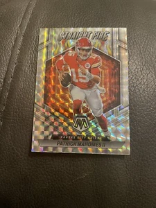 2023 PANINI MOSAIC PATRICK MAHOMES II STRAIGHT FIRE SILVER MOSAIC PRIZM CHIEFS - Picture 1 of 2