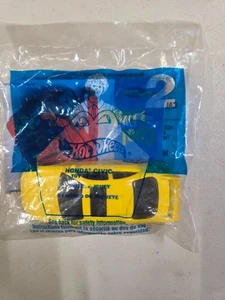 Juguete sellado McDonald's Happy Meal Hot Wheels 2001: #2/8 amarillo Honda Civic - Imagen 1 de 2