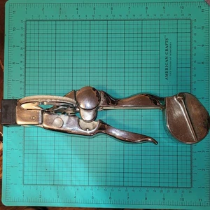 Vintage DYMO-MITE M-22 Bandmaschine Hand Präge Etikettendrucker - getestet funktioniert - Bild 1 von 12