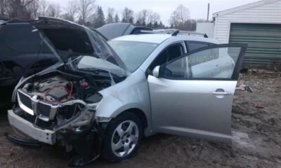 Rear View Mirror Tilt Mirror Opt D31 Fits 09-10 VIBE 825518 - Image 1 of 4