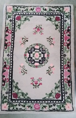 Joan Moshimer unfinished oriental 28"x42" rug project - Image 1 of 4