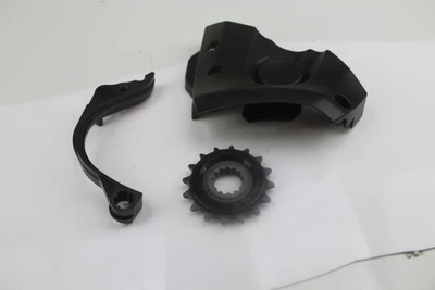 Yamaha FZ07 2016 piñón delantero con cubierta y estuche más seguro Foto 1 de 4