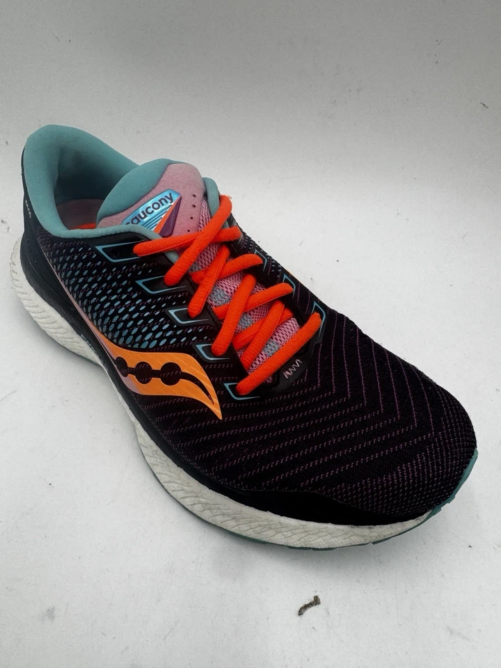 Zapatillas deportivas Saucony Triumph 18 para mujer talla 7,5 Future negras S10595-25 Foto 1 de 4
