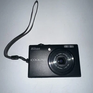Nikon Coolpix S570 12.0 Mega Pixels 5x Optical Zoom Black Compact Digital Camera - Picture 1 of 8