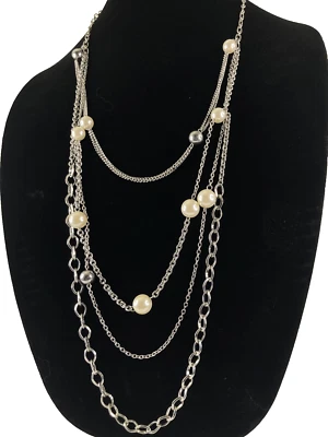 Collar Premier Designs Fashion Sense 26" 4 hilos perlas y cuentas de imitación Foto 1 de 4