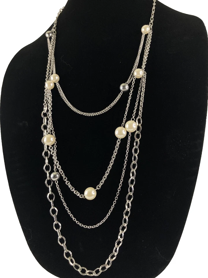 Collar Premier Designs Fashion Sense 26" 4 hilos perlas y cuentas de imitación Foto 1 de 4