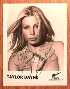 Taylor Dayne Promotional Photo Signed In-Person 2000 - Picture 1 of 1