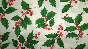 BTHY WHITE W LARGE GREEN RED HOLLY BERRY LEAVES COTTON CHRISTMAS FABRIC 45"W - Picture 1 of 2