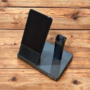 Yealink WH67 UC DECT Wireless Charging Workstation Base ONLY (WHB670) - Picture 1 of 7