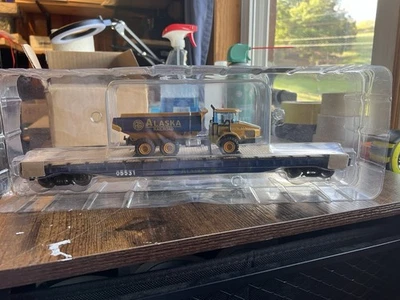 O Gauge Menards #279-3074 Alaska RR flat car with dump truck - Image 1 of 4