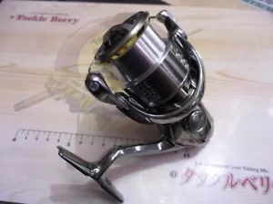 Carrete de pesca giratorio Shimano 18 Stella 2500S - Imagen 1 de 7