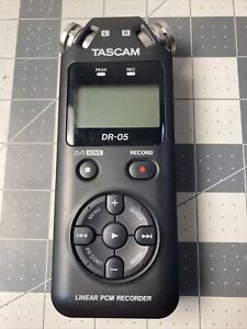 TASCAM DR-05 Portable Digital Audio Stereo Handheld Recorder *FOR PARTS*