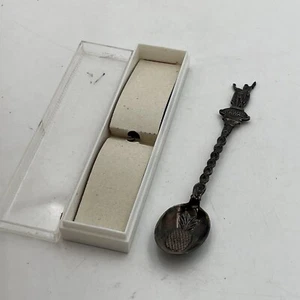 Vintage King Kamehameha, Hawaii Silver Plate Souvenir Spoon Pineapple Collect - Picture 1 of 9