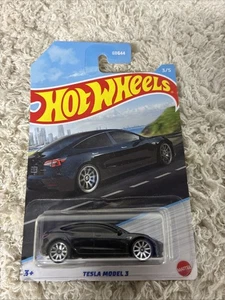 Hot Wheels Luxury Sedans Tesla Model 3 1:64 Diecast - Picture 1 of 5