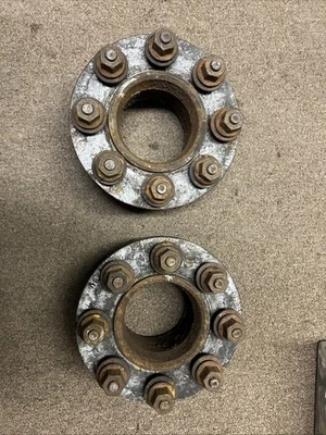 Juego espaciador adaptador doble buje delantero Dodge Ram 3500 2000-2009 OEM + tacos + tuercas Foto 1 de 4