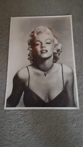 Marilyn Monroe Original Photo 13 X 19 sex appeal - Picture 1 of 2