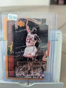 1998-99 Upper Deck - Mj23 Bronze Quantum Die-Cut #QMM2 Michael Jordan /2300 - Bild 1 von 2