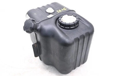 16 Polaris M1400 2x4 Gas Tank & Fuel Pump - Image 1 of 4