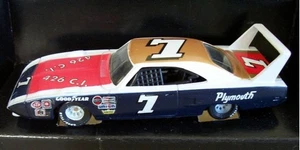 Racing Champions 07070 1:43 1970 Plymouth Superbird #7 Nascar Racing Champions - Picture 1 of 1