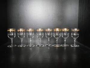 Lot de 8 verres à vin rouge en cristal gravé doré Baccarat Saint ST Louis - Imagen 1 de 15