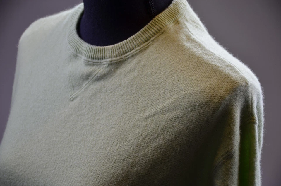 Lindo suéter para mujer Forte talla grande cachemir cuello redondo manga larga verde lima Foto 1 de 4