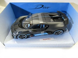 Burago Diecast 1:18 Scale Model Bugatti Divo Grey/Blue #18-11045 - Picture 1 of 11
