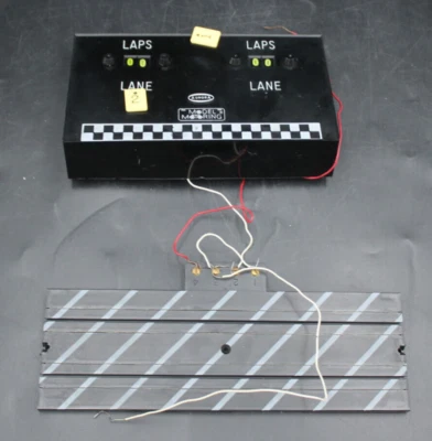 MODELO AURORA 1960 Motor 1 2 3 4 carriles eléctrico 99 vueltas contador pista 1520 Foto 1 de 4