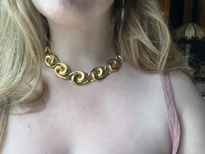 17" Vintage Chunky High Quality Gold Tone Anne Klein Necklace Jewelry Accessory - Picture 1 of 9