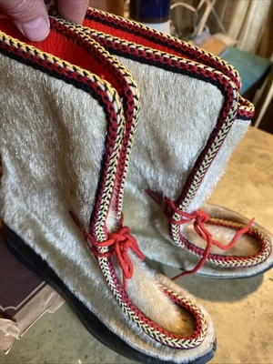 Bota Mocassim Vintage Anos 60’s Native American Seal Fur / Sola de Borracha / Feminina 5.5 - Imagem 1 de 4