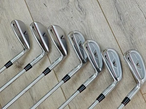 Nike VR Forged TW Irons / 4-PW / 4-7 CB / 8-PW Blade / R300 Dynamic Gold Shafts - Picture 1 of 24