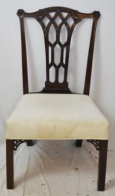 Старинный ирландский китайский резной боковой стул в стиле чиппендейл из красного дерева  - Изображение 1 из 4