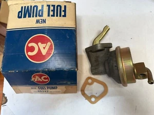 NOS 1966 - 1967 Chevrolet Truck 366 CI V8 Fuel Pump AC 40247 - Picture 1 of 5