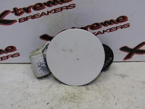 KIA RIO MK3 2012-2016 FUEL FILLER FLAP CAP LID COVER IN WHITE - XBFF0265 - Picture 1 of 3