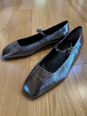 Massimo Dutti Silver Crackled Leather Mary Jane Ballet Shoes Square Flat Toe - Image 1 of 4
