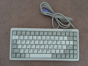Mini teclado mecánico vintage CHERRY modelo ML4100 CYA - Imagen 1 de 13