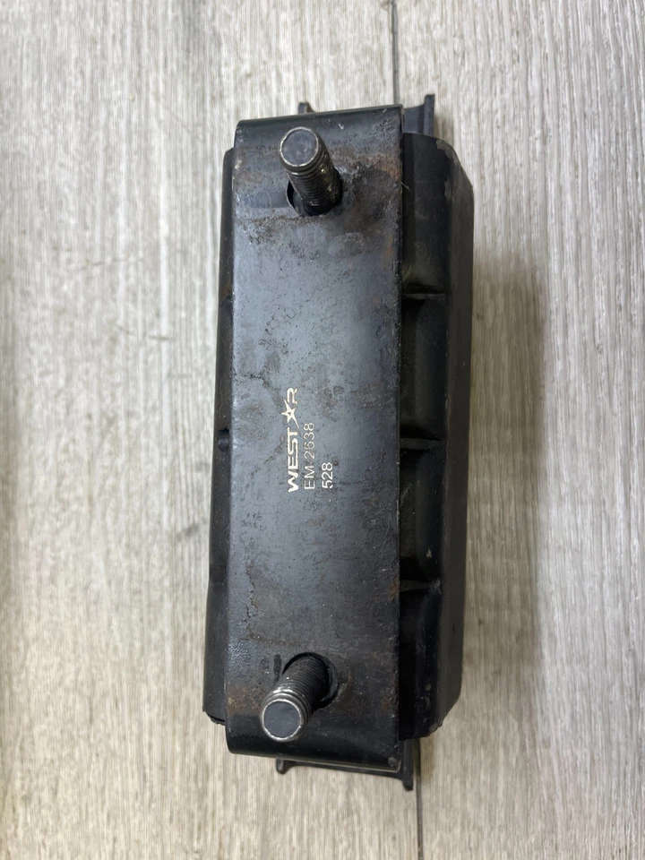 Заднее крепление автоматической коробки передач 2891 EM-2638 - Изображение 1 из 1