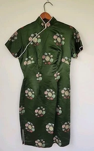 Vtg 50's Asian CHEONGSAM Green Floral Silk Lined Midi Sheath Dress Size Small - Picture 1 of 12