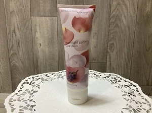 Bath & Body Works Pleasures Moonlight Path Handcreme 4 Oz. Seltener New Old Stock - Bild 1 von 2