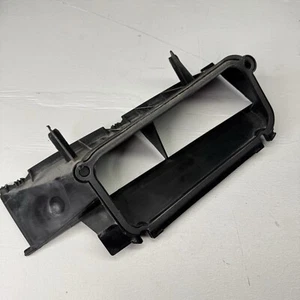 Carcasa conducto de admisión de aire Mercedes Benz 2001-2009 clase C OEM 2038303203 - Imagen 1 de 11