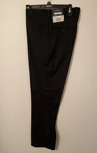 Arrow Men's Aroflex Flat Front Modern Straight Fit Pant Black 32W x 32L Non-Iron - Picture 1 of 3
