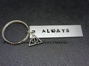 Handgefertigtes Potterhead Must Have - IMMER - handgestempelt Aluminium Schlüsselanhänger - Bild 1 von 3