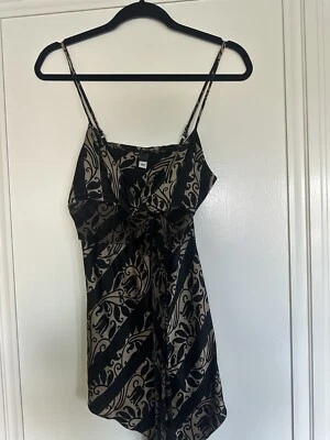 Top Camisola Mujer Elegante/ Sexy Negro y Taupe Correa Espagueti Por NU Talla S Foto 1 de 4