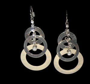 AVON SHINY CIRCLE RHINESTONE EARRINGS (GOLDTONE) ~ NEW!!! - Picture 1 of 1
