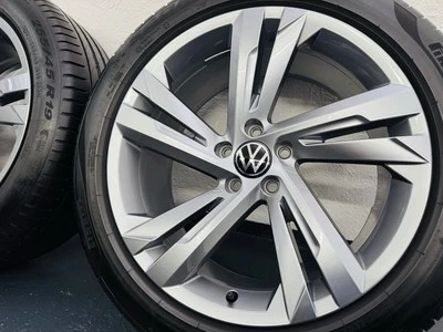 Sommerräder Original 19 Zoll VW Tiguan 2 lI 5NA601025AG 255/45R19 - Bild 1 von 4