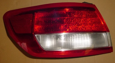 Luz trasera exterior para conductor izquierdo Lincoln MKZ 10 11 12 Foto 1 de 3