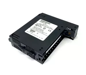 GE Fanuc IC693MDL740F Output Module 16PT 12/24VDC 0.5A NO FRONT TERMINAL - Picture 1 of 7