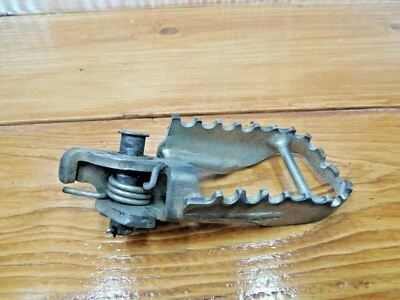 13-18 Honda CRF250L правый передний ножной колышек 50616-KZZ-305 - Изображение 1 из 3