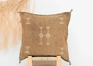 Brown Cactus Silk Pillow Cover 18X18,Moroccan Decorative Sabra ,Moroccan cushion - Picture 1 of 6