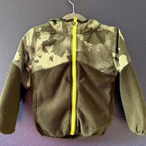 Boys Under Armour Microfleece Jacket Coat Hood North Rim Green Size 5 Spring - Picture 1 of 3
