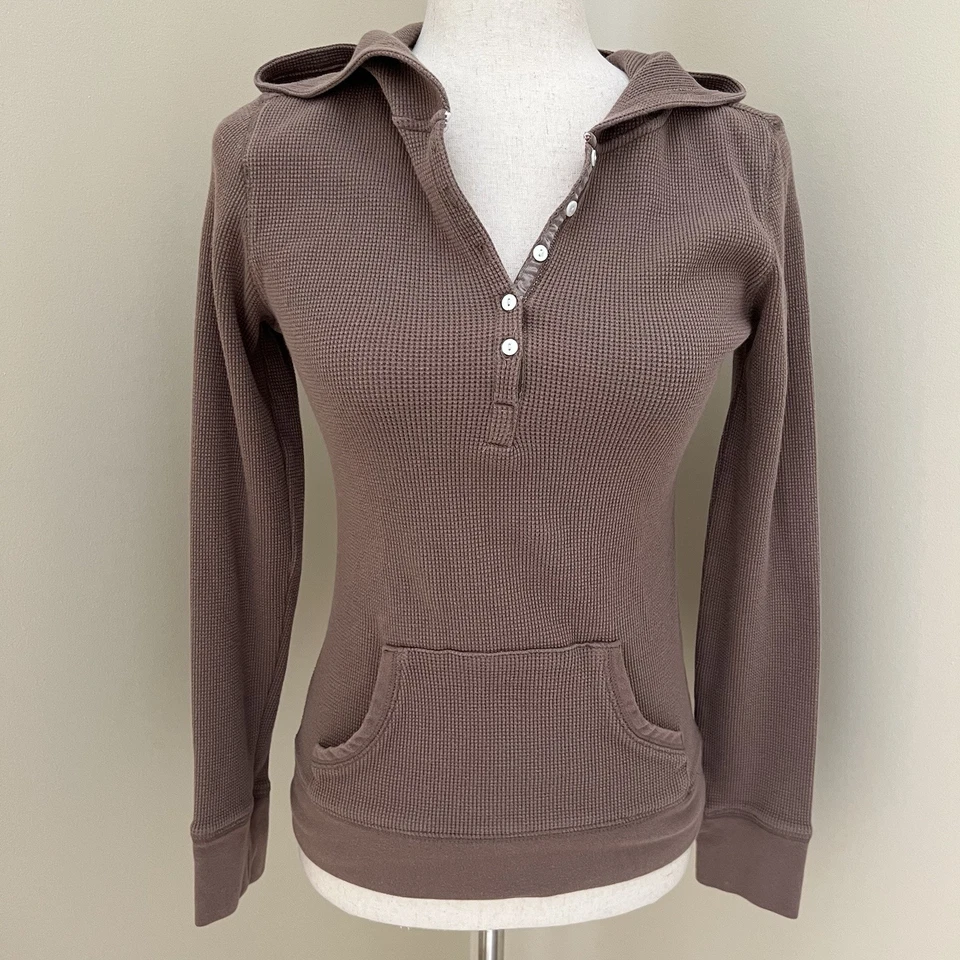 Pullover Henley tejido térmico Y2K Energie para mujer talla L marrón con capucha Preppy 90S de colección Foto 1 de 4